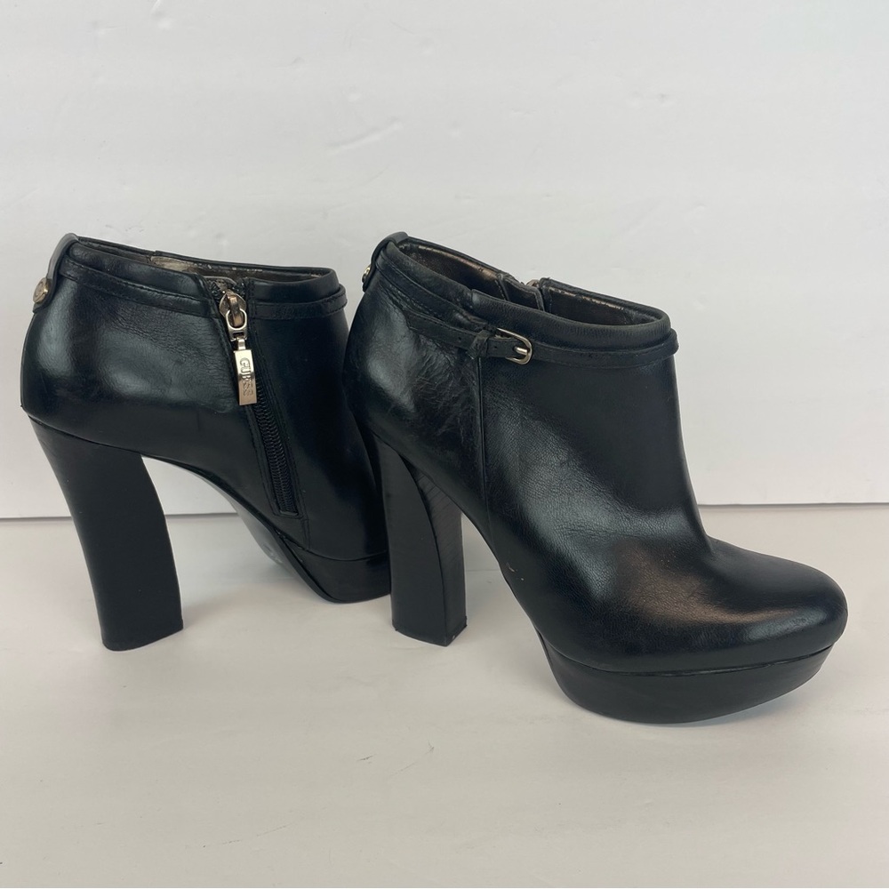 Vintage Guess Elegant Black Women's Ankle Heels Boots Size 6